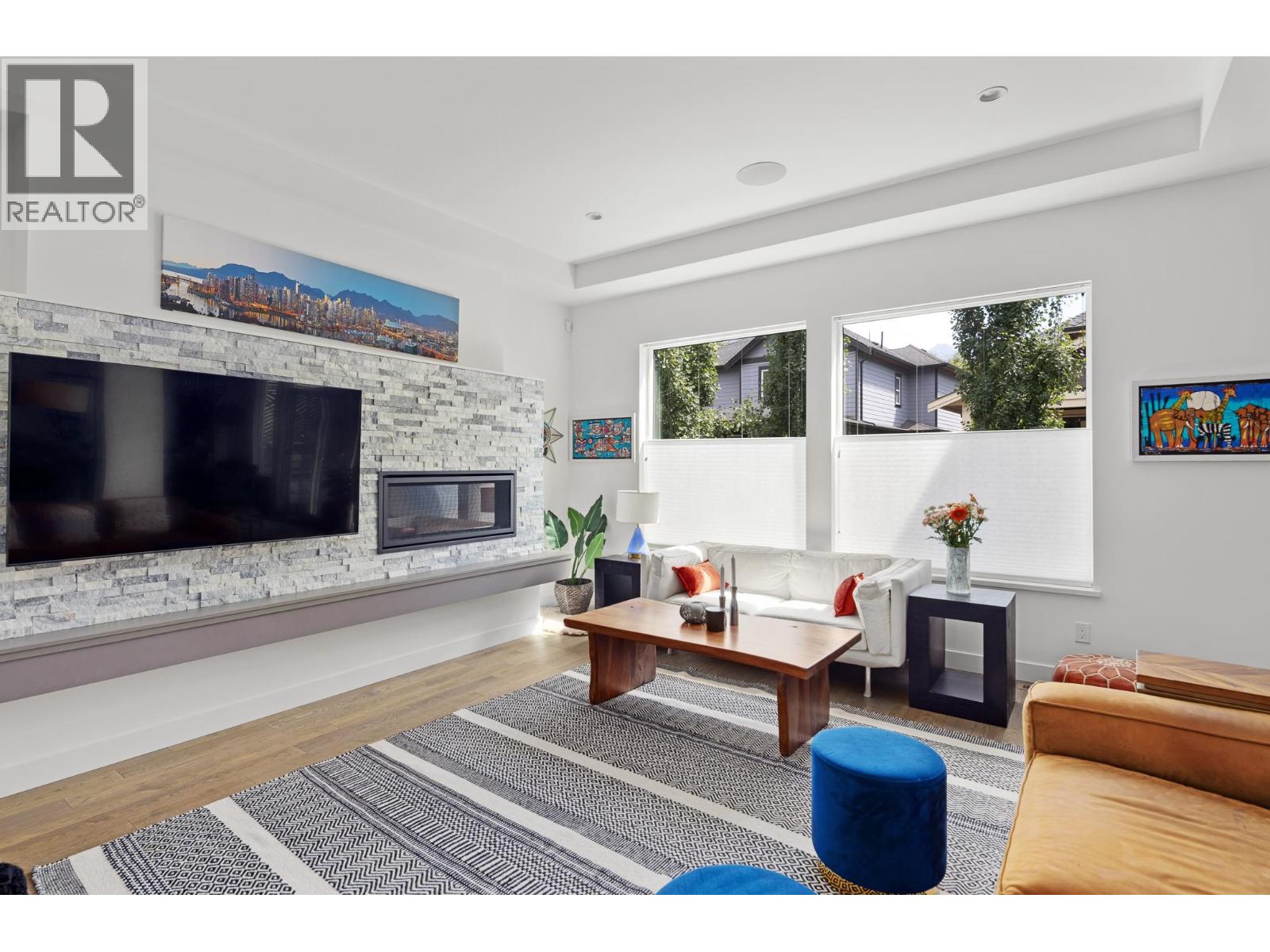 1706 SPARROW WAY, Squamish