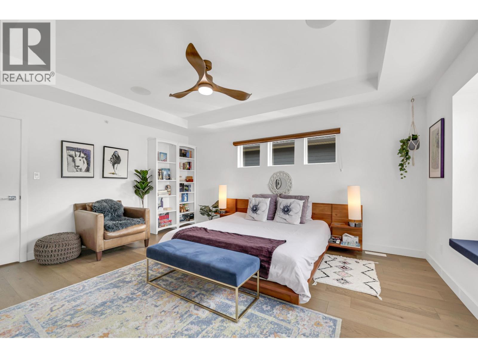 1706 SPARROW WAY, Squamish