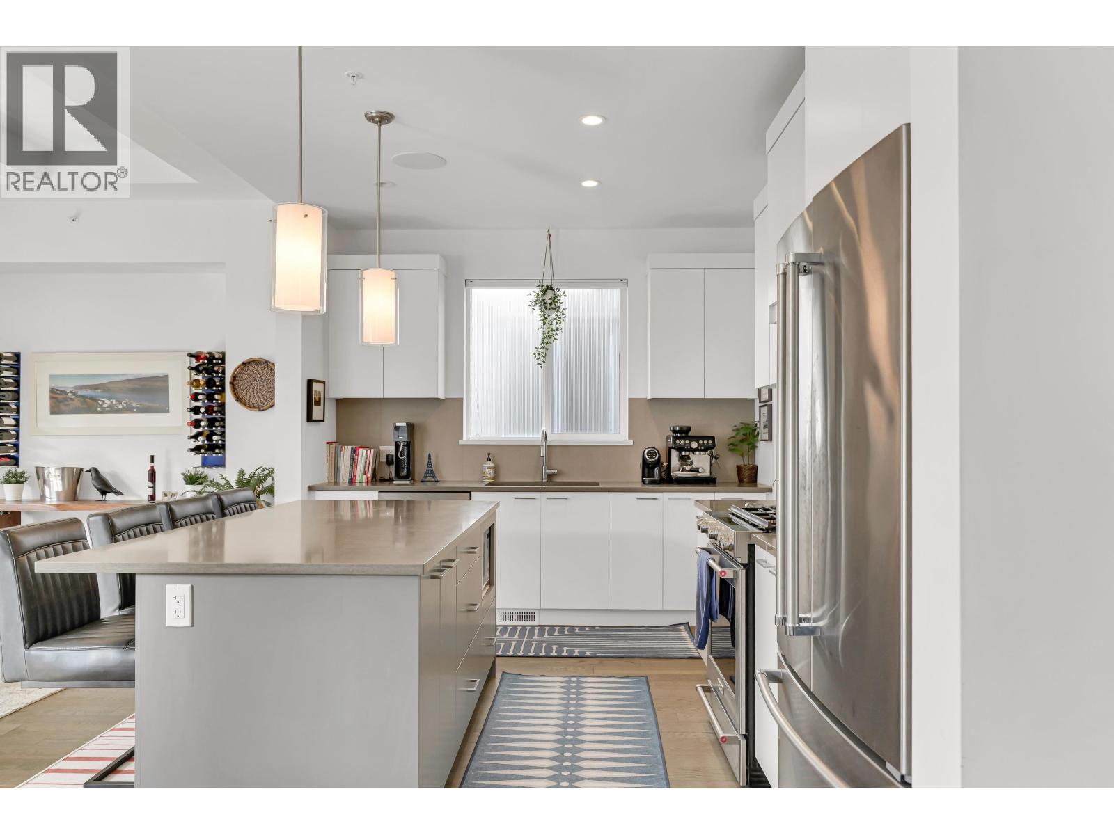 1706 SPARROW WAY, Squamish