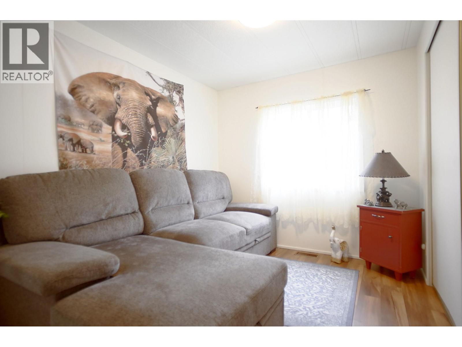 1 1361 30 Street Southeast, Salmon Arm