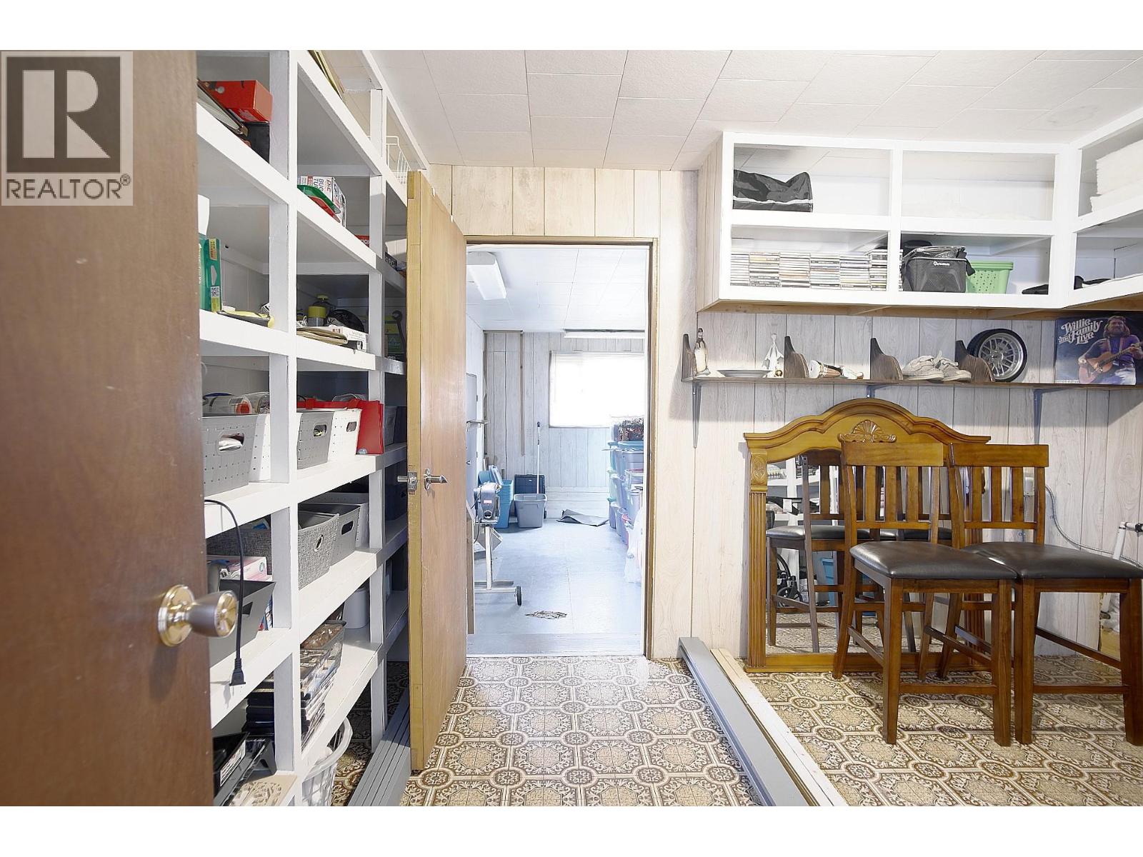 1 1361 30 Street Southeast, Salmon Arm