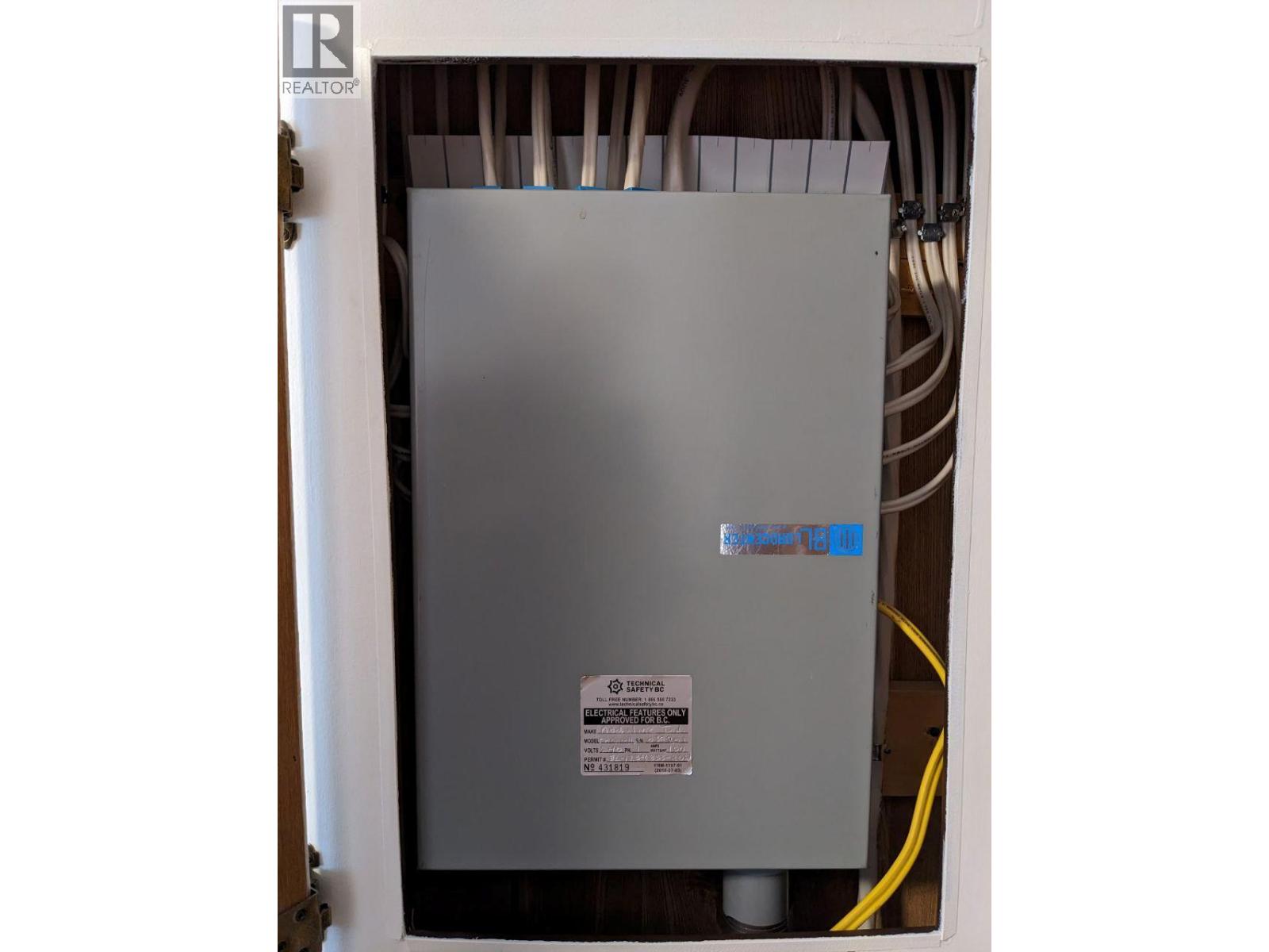 1 1361 30 Street Southeast, Salmon Arm