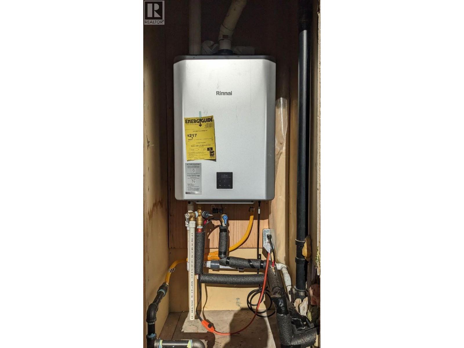 1 1361 30 Street Southeast, Salmon Arm