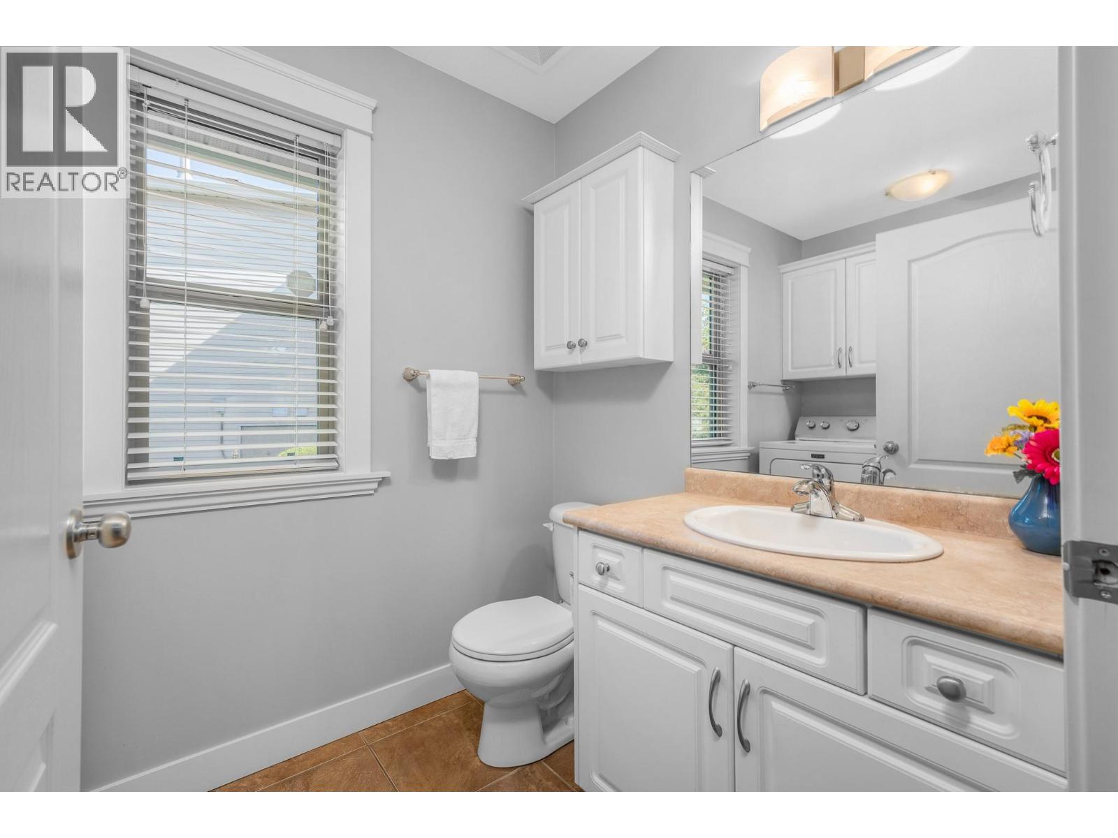 2 2100 Boucherie Road, West Kelowna