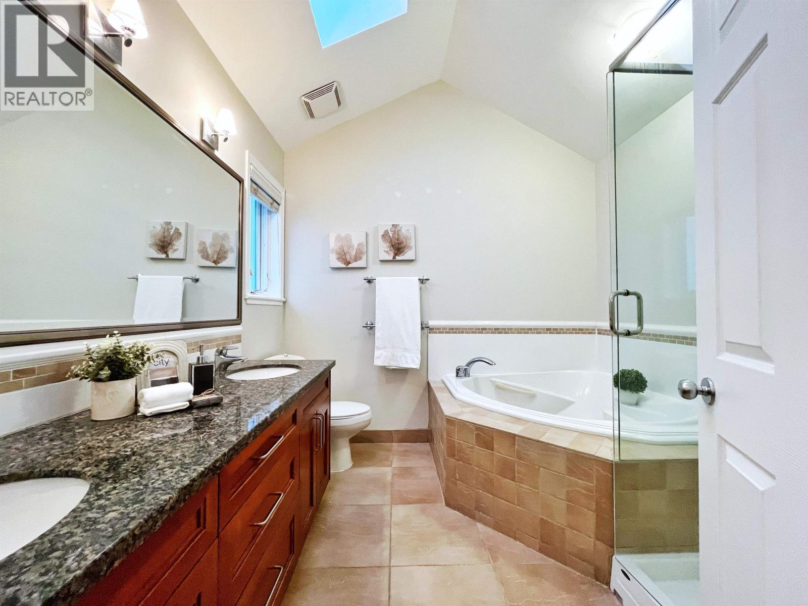 3 1135 BARCLAY STREET, Vancouver