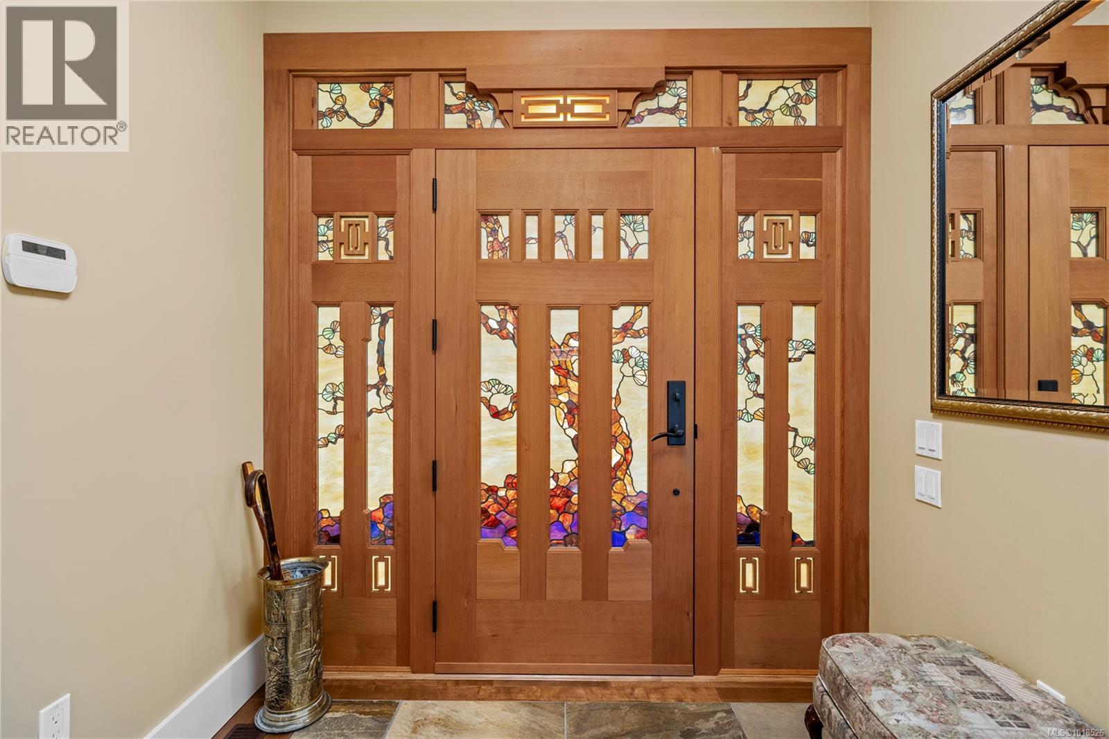 942 Bluffs Dr, Qualicum Beach