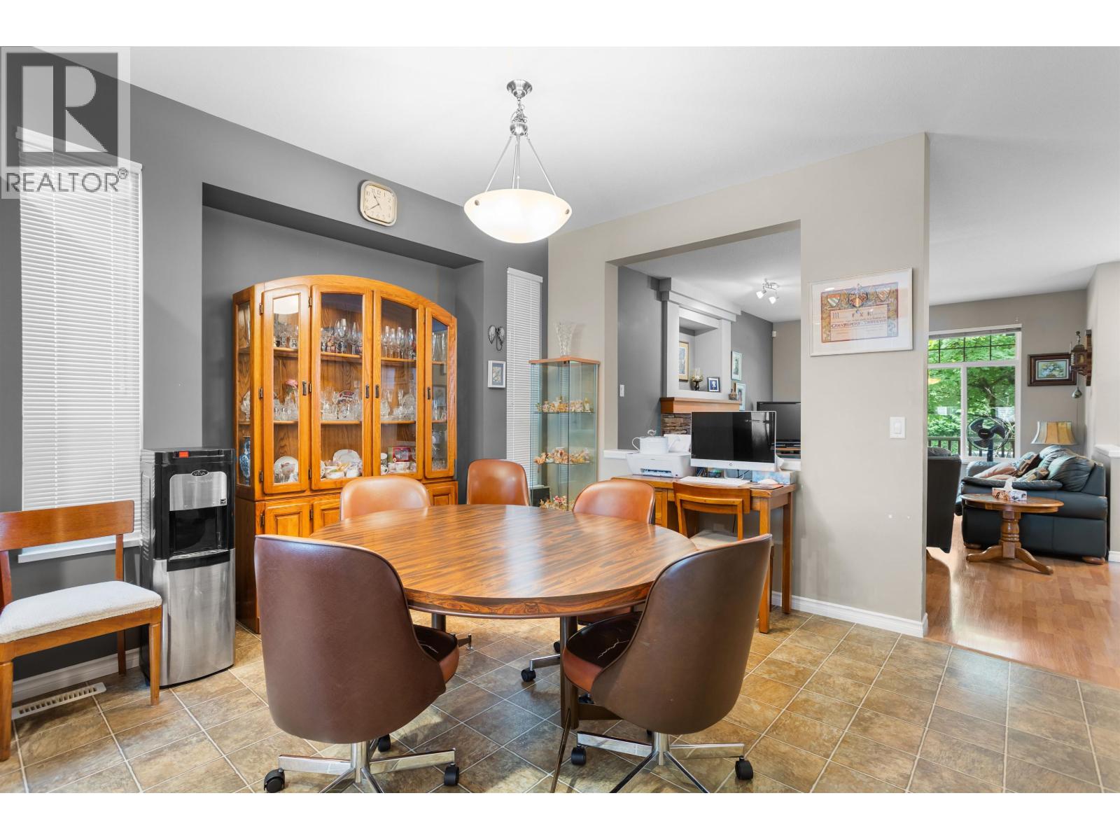 23635 DEWDNEY TRUNK ROAD, Maple Ridge