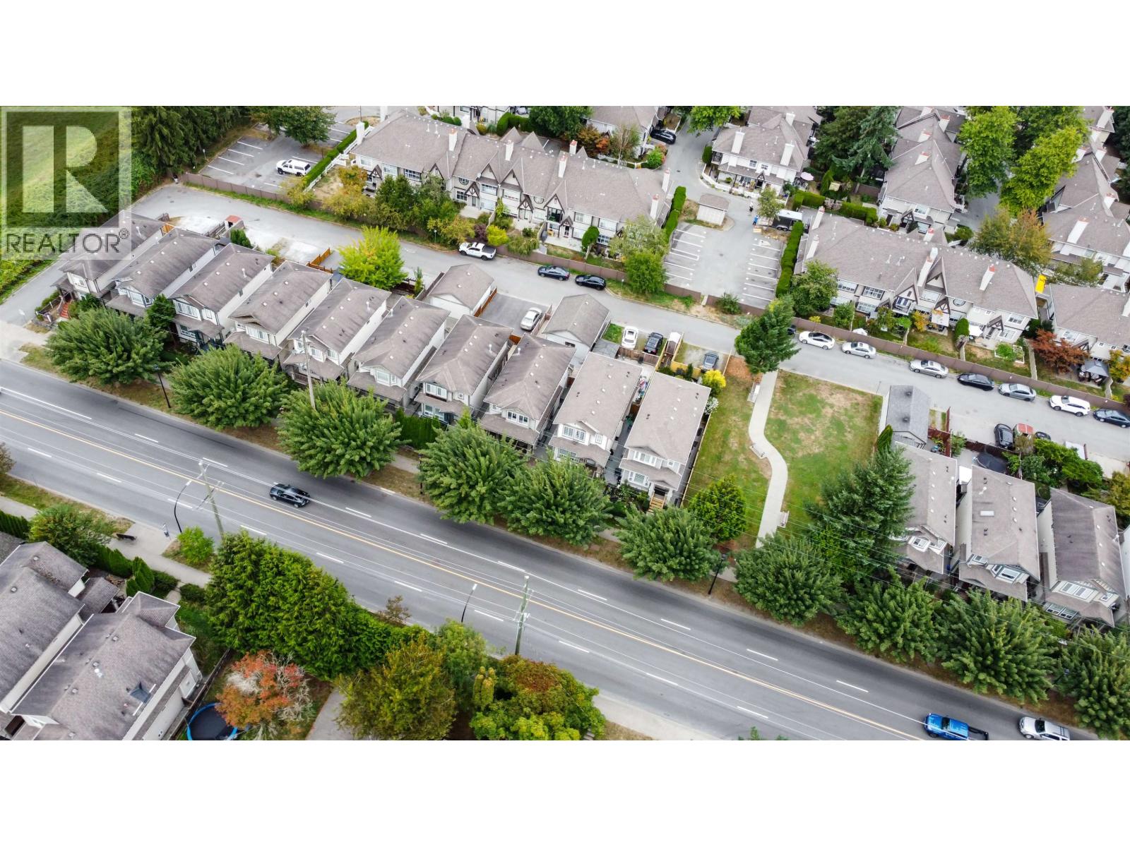 23635 DEWDNEY TRUNK ROAD, Maple Ridge