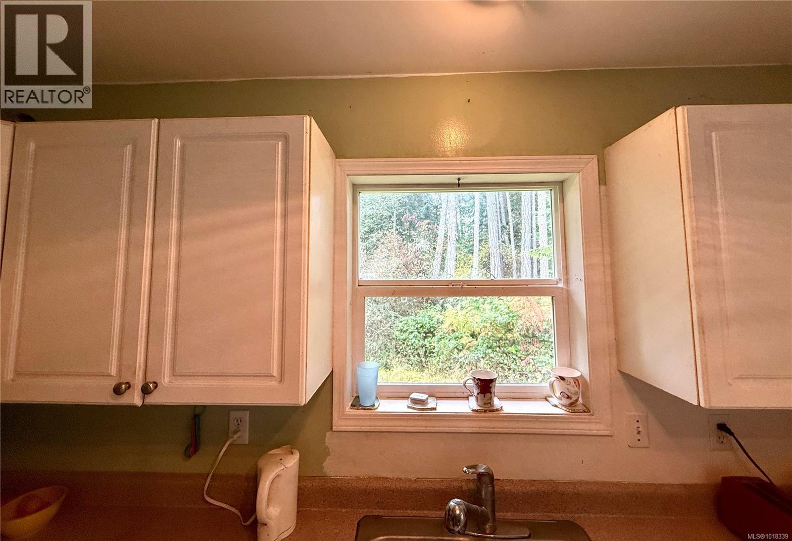 148 Meadow Dr, Salt Spring