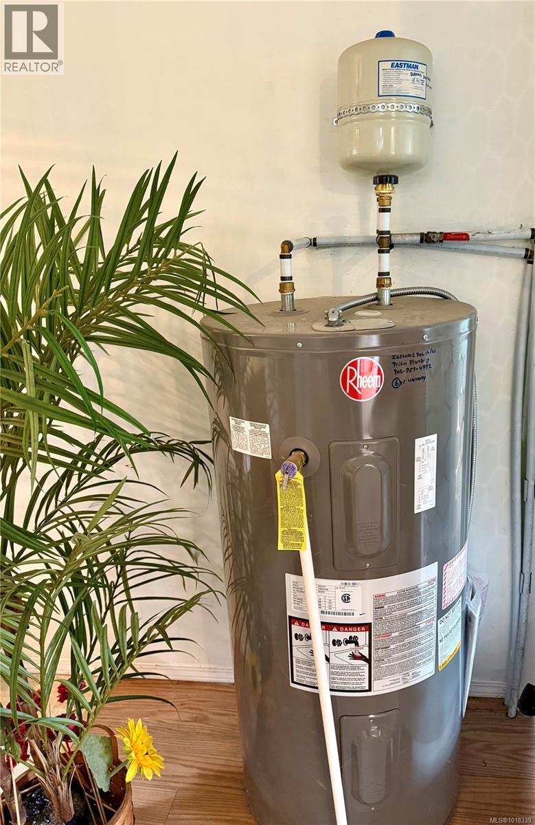 148 Meadow Dr, Salt Spring