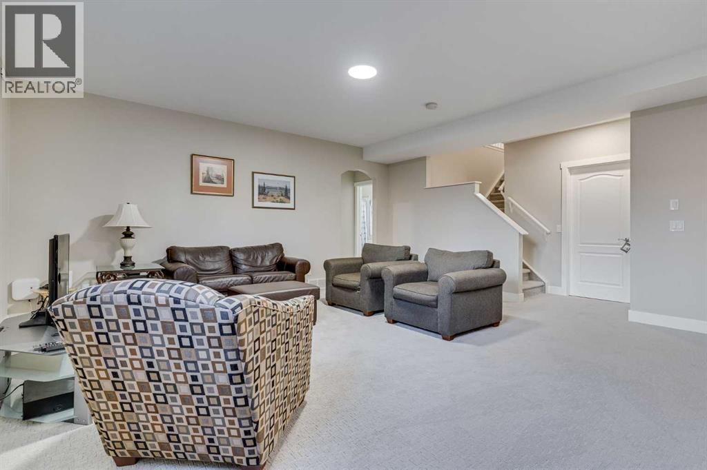 Single Family House for Sale in  Shannon Estates Terrace SW Shawnessy Calgary 