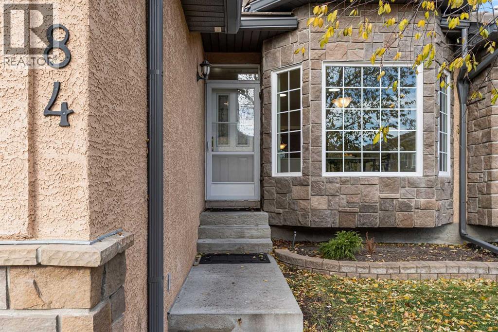 Single Family House for Sale in  Shannon Estates Terrace SW Shawnessy Calgary 