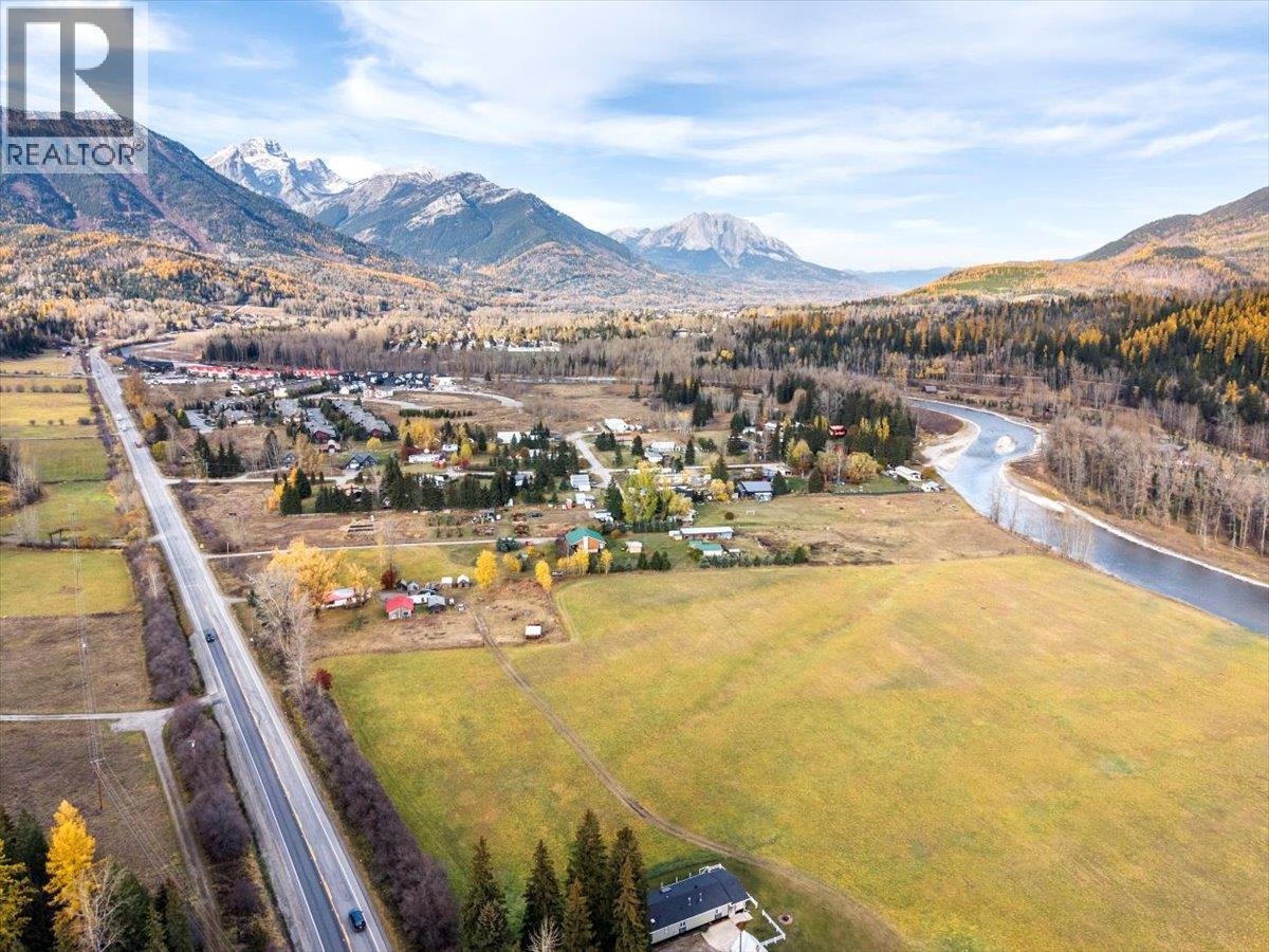 2370 Highway 3 Highway, Fernie