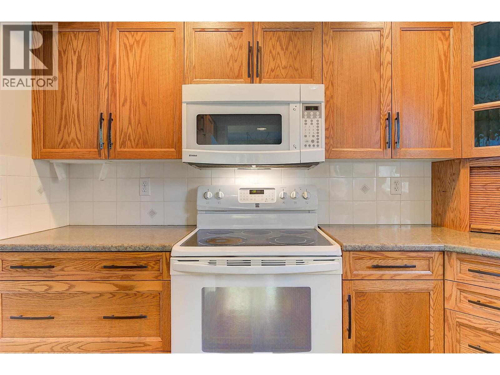  4003 Logie Court, Kelowna