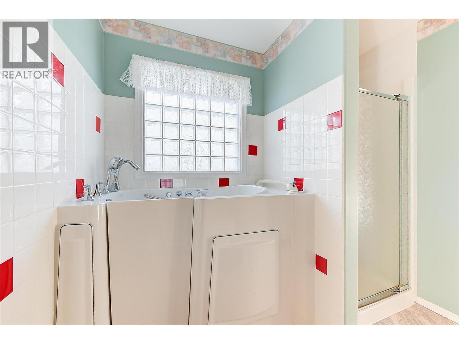  4003 Logie Court, Kelowna