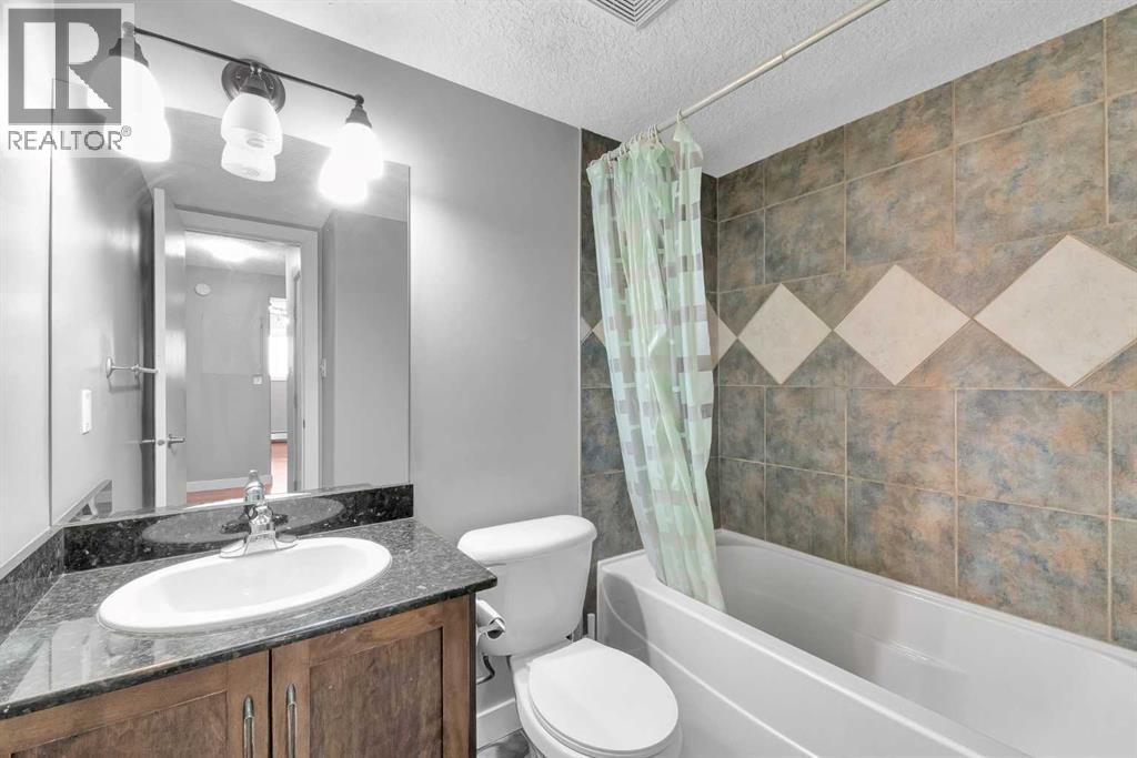 Single Family House for Sale in    Avenue NW Sunnyside Calgary 