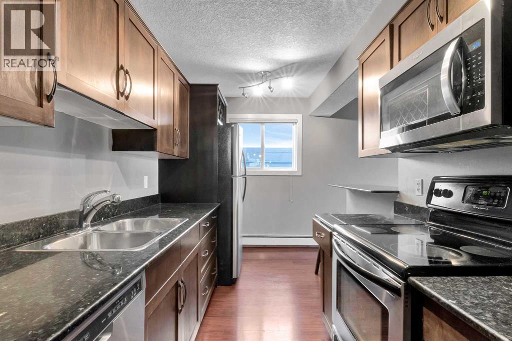 Single Family House for Sale in    Avenue NW Sunnyside Calgary 