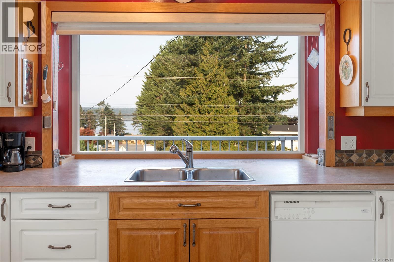 904 Alder St, Campbell River