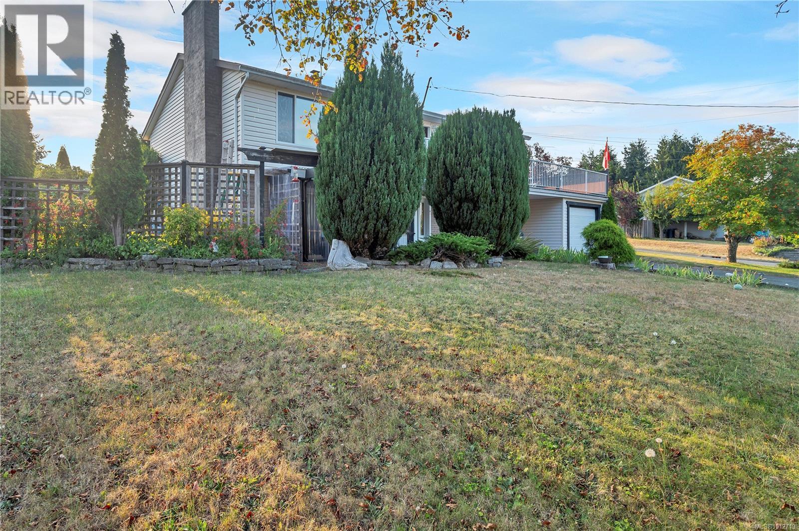 904 Alder St, Campbell River