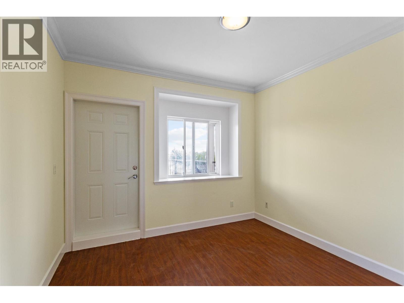 466 FADER STREET, New Westminster