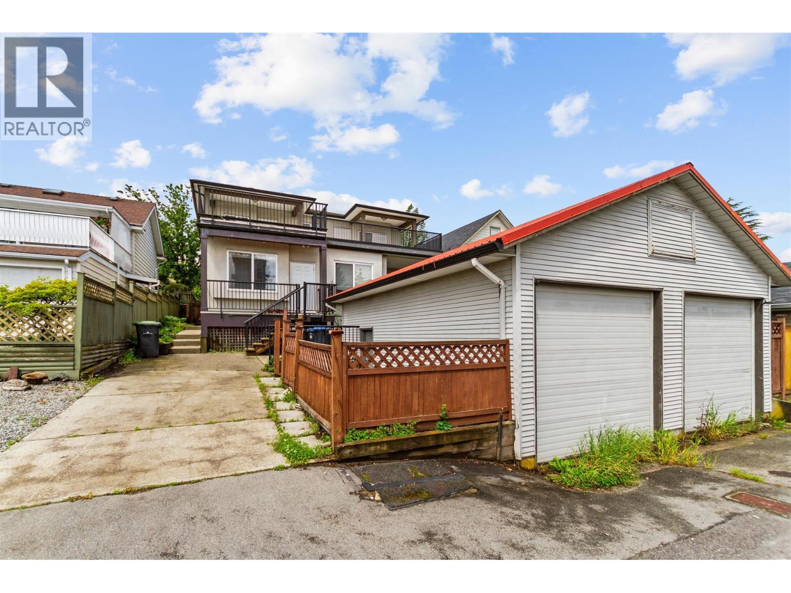 466 FADER STREET, New Westminster