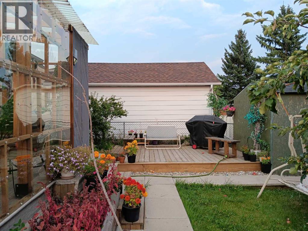 Single Family House for Sale in  Fallingworth Bay NE Falconridge Calgary 