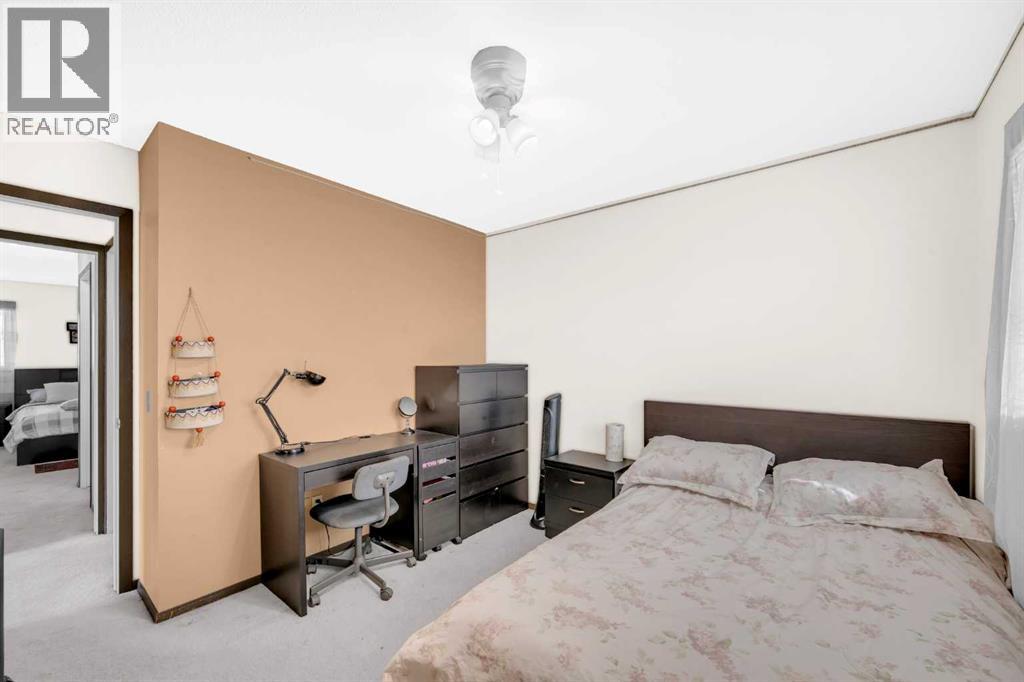 Single Family House for Sale in  Fallingworth Bay NE Falconridge Calgary 