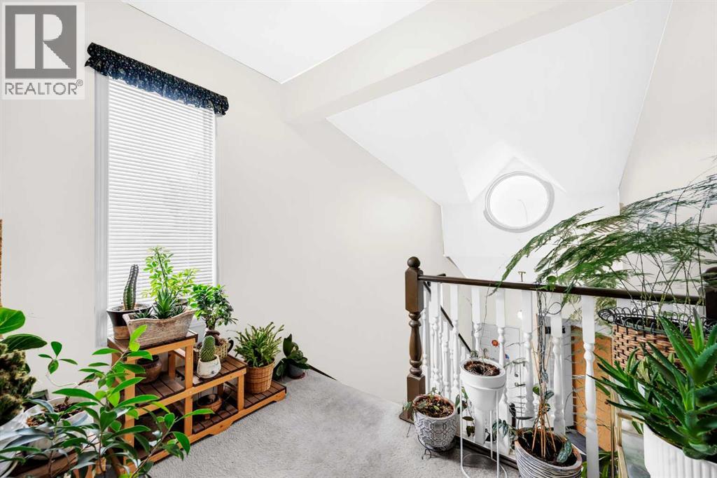 Single Family House for Sale in  Fallingworth Bay NE Falconridge Calgary 