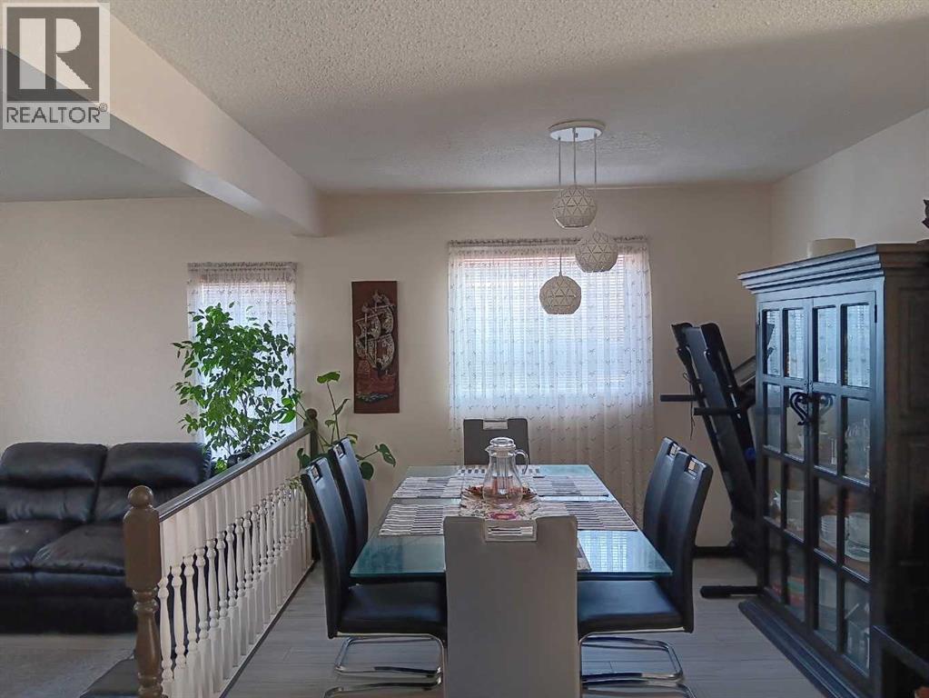 Single Family House for Sale in  Fallingworth Bay NE Falconridge Calgary 