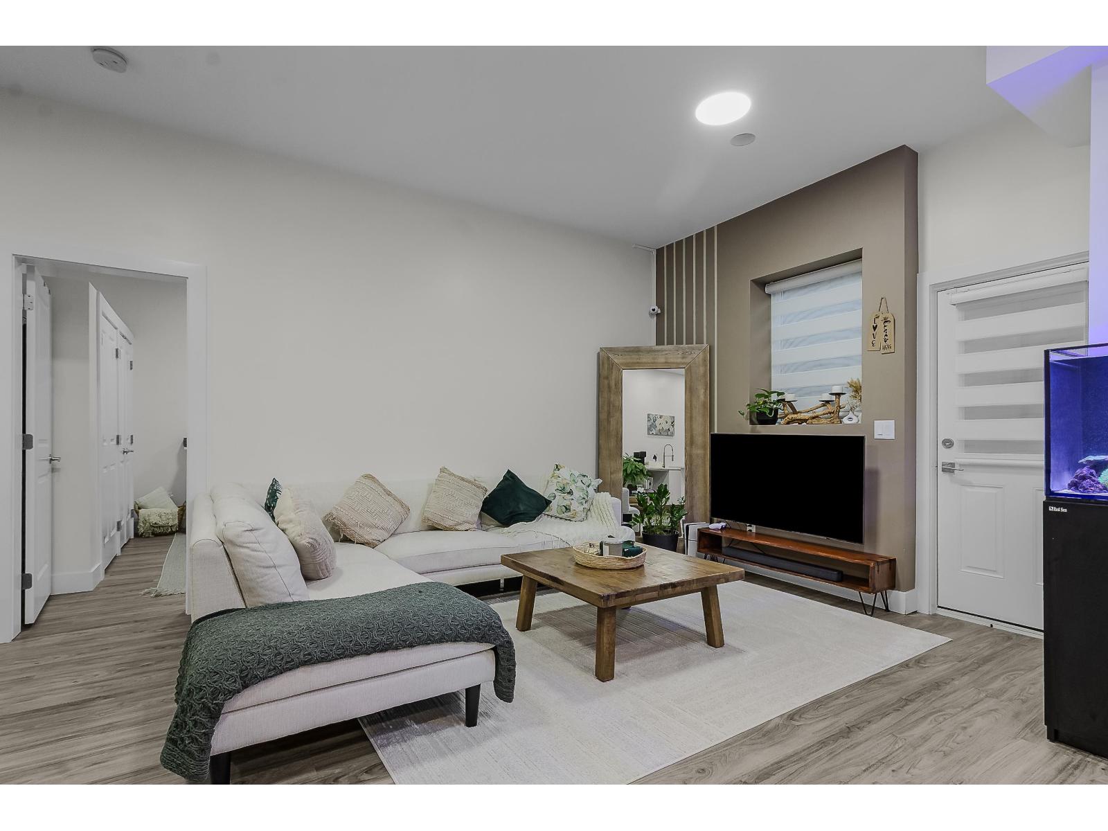 32586 ROSS DRIVE, Mission