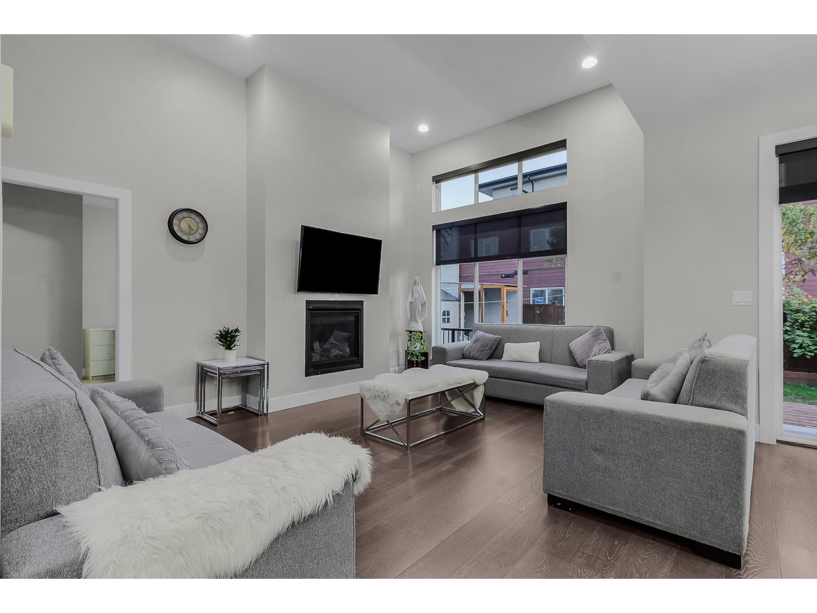 32586 ROSS DRIVE, Mission