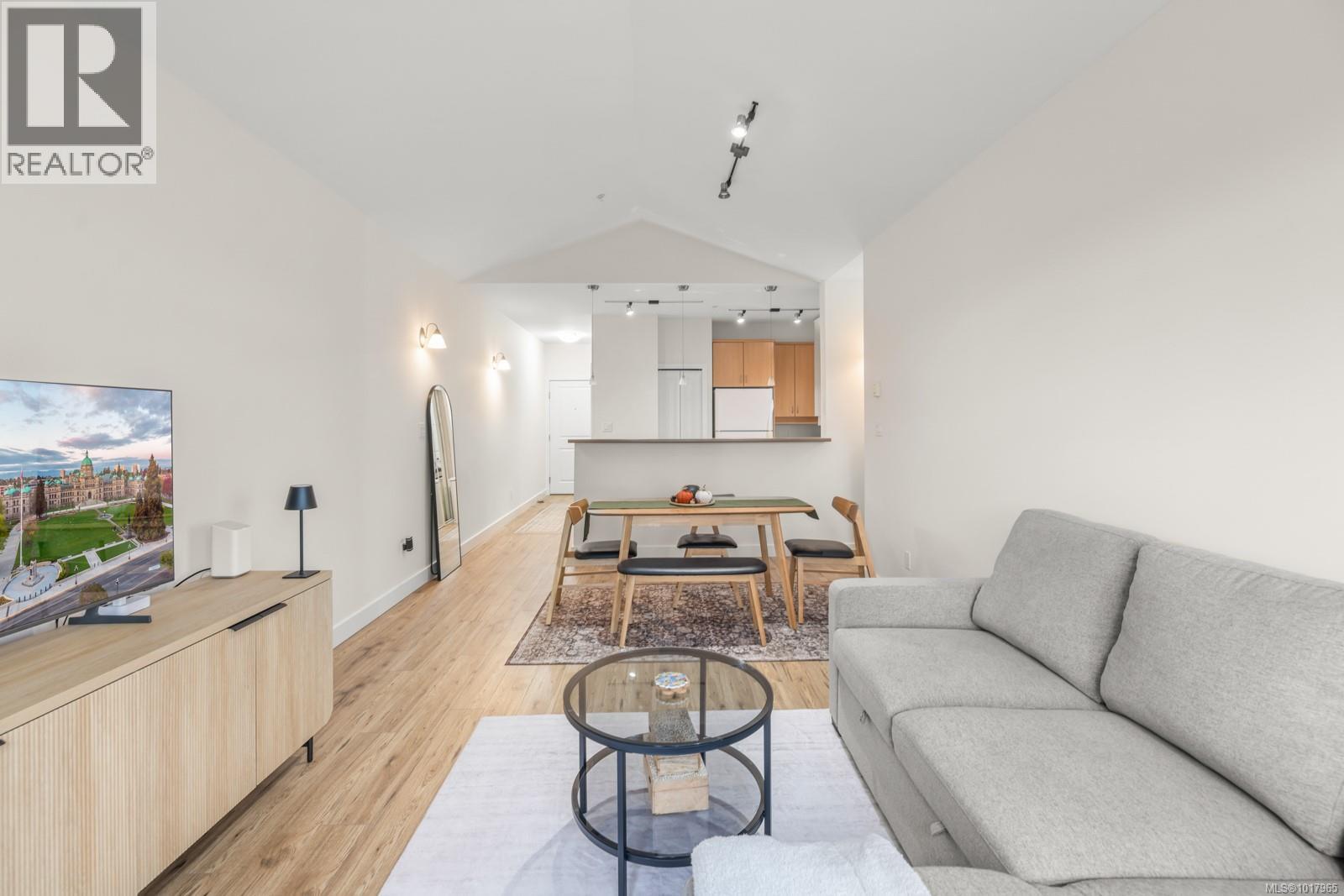 407C 1115 Craigflower Road, Esquimalt