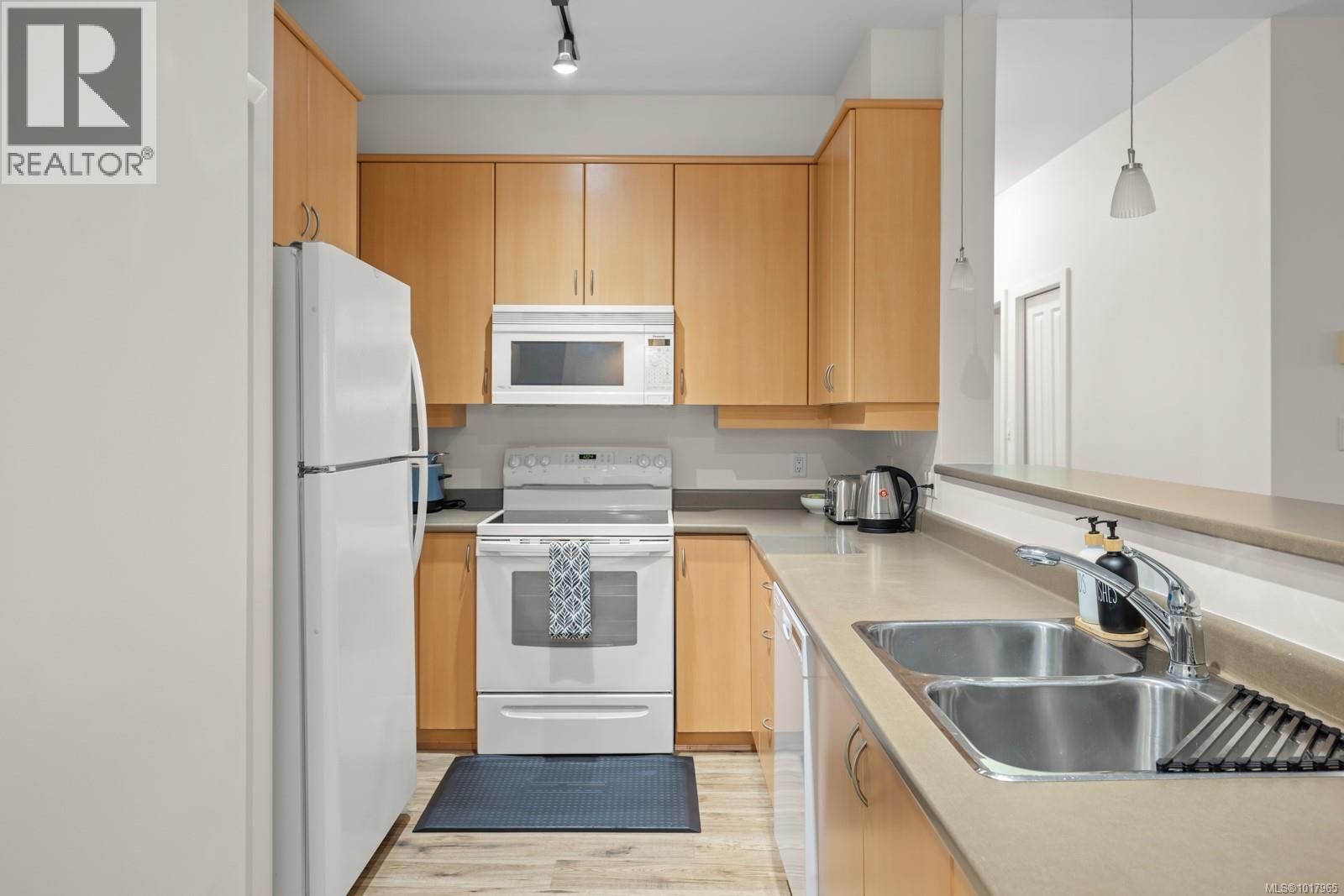 407C 1115 Craigflower Road, Esquimalt