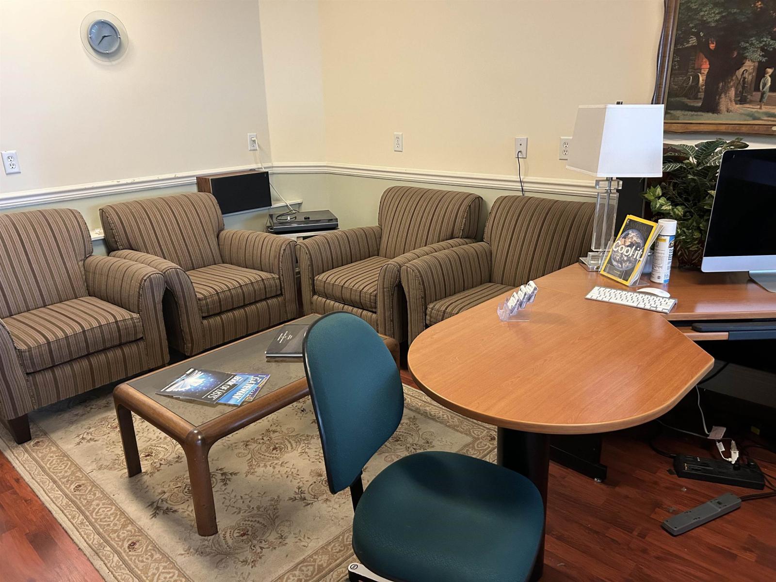 Office in Surrey - Image 6