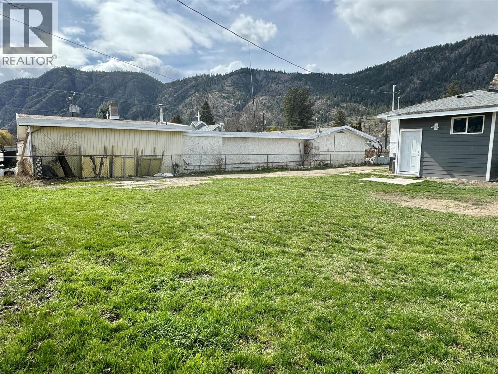1021 Willow Street, Okanagan Falls