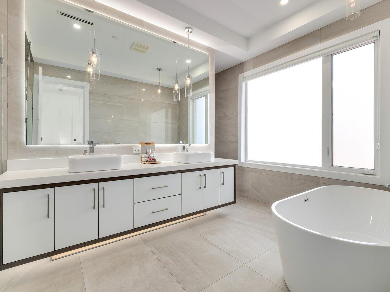 1126 STEVENS STREET, White Rock