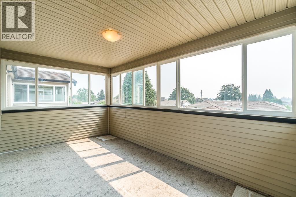 7734 16TH AVENUE, Burnaby