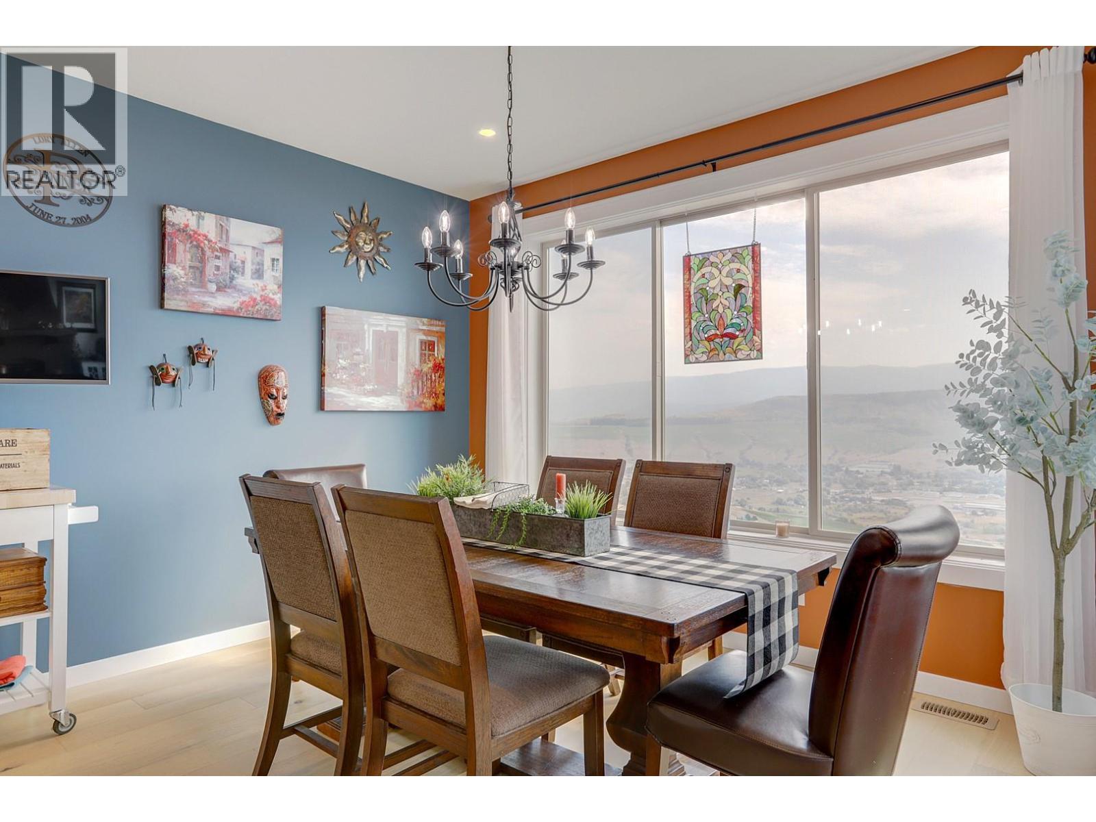 8 595 Vineyard Way North, Vernon