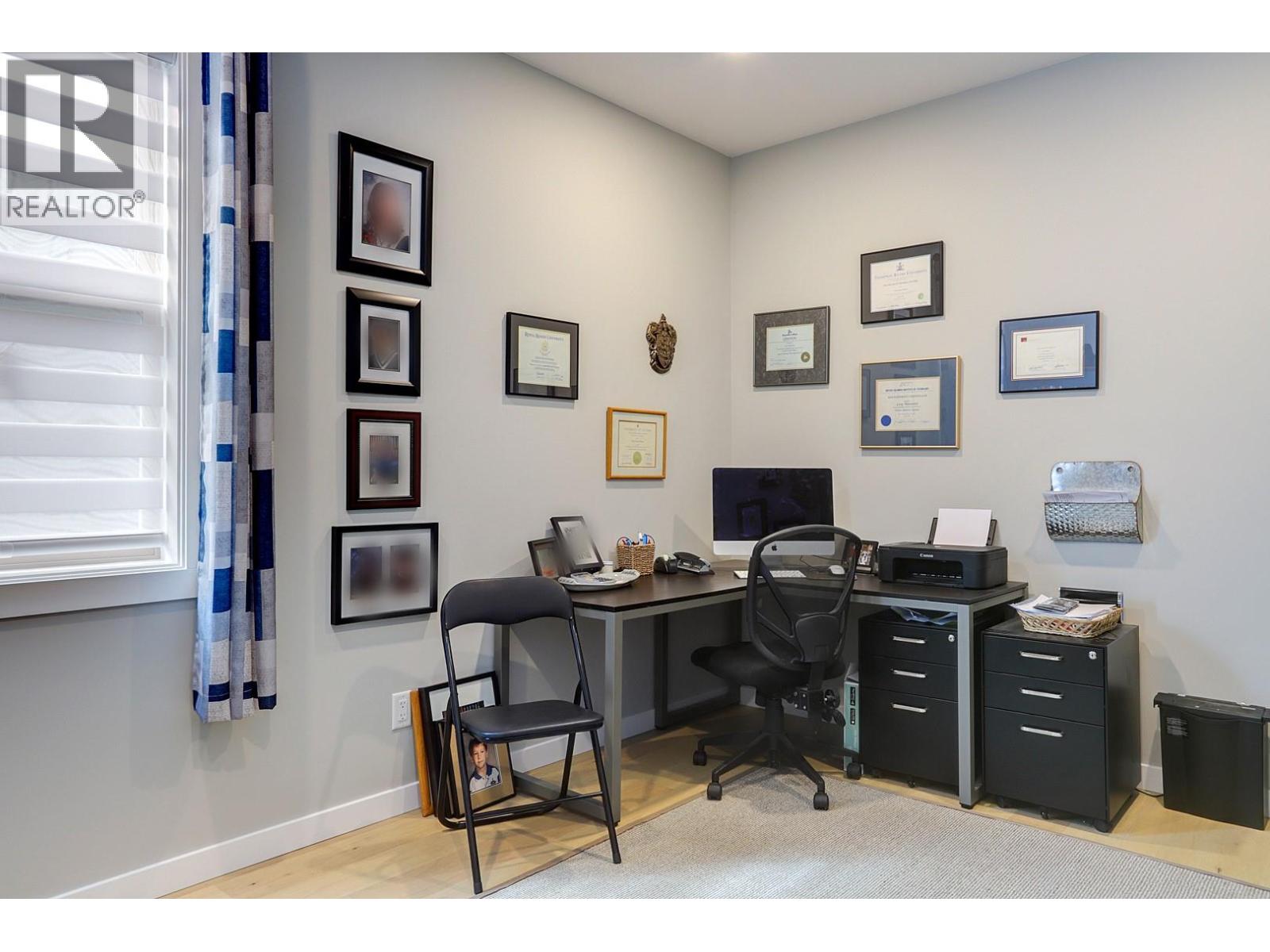 8 595 Vineyard Way North, Vernon