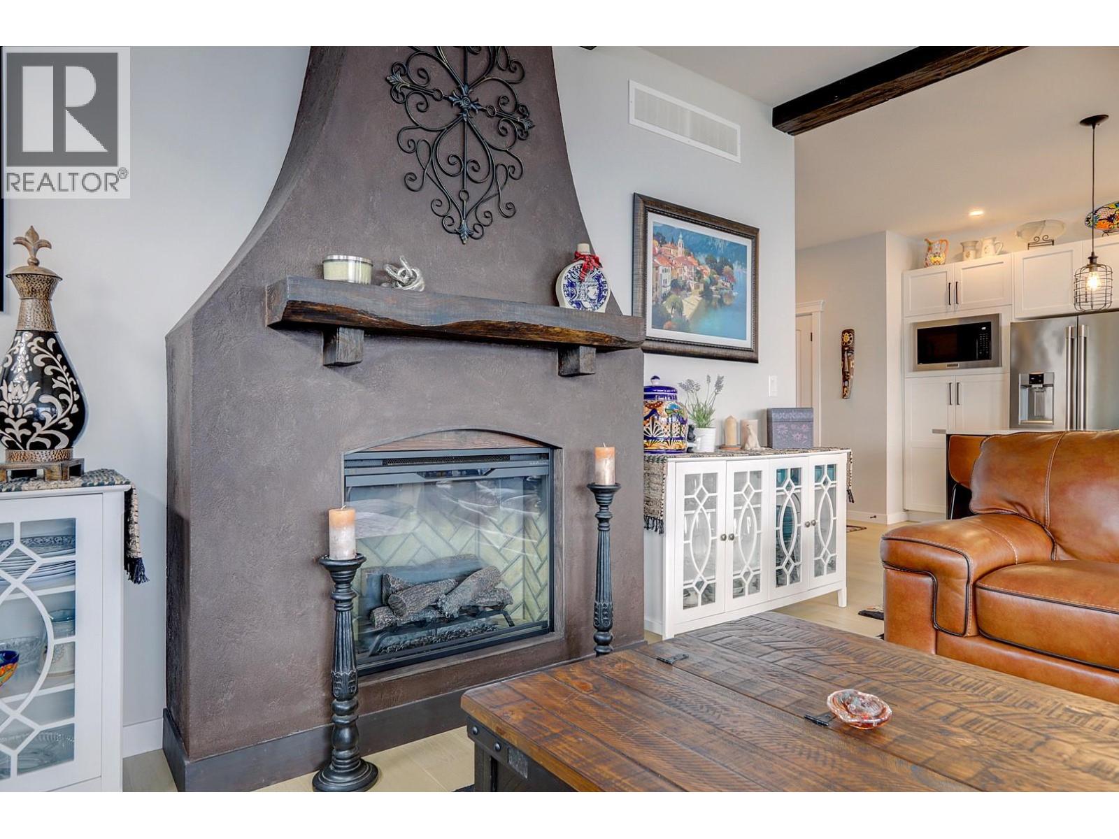 8 595 Vineyard Way North, Vernon