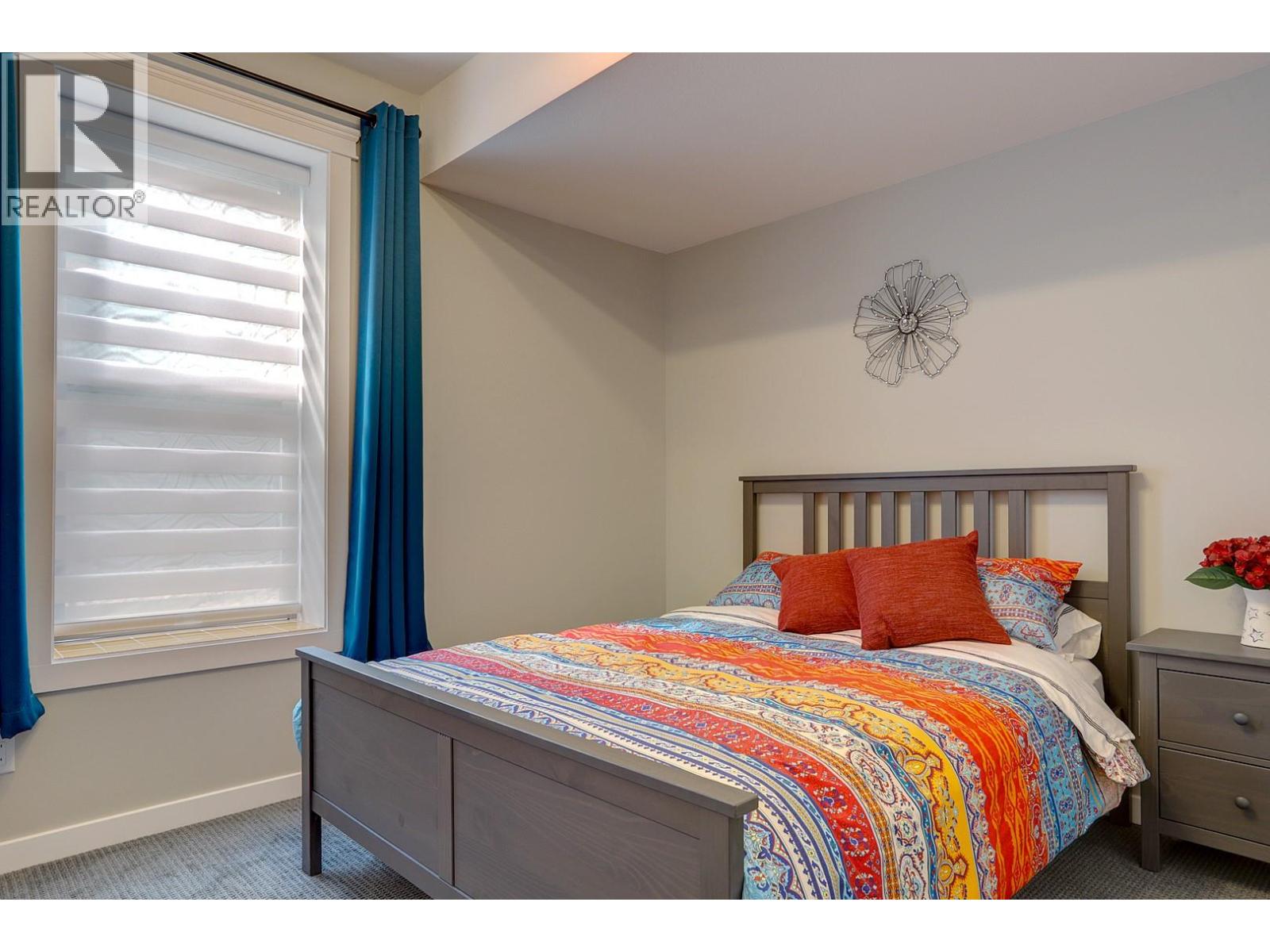 8 595 Vineyard Way North, Vernon