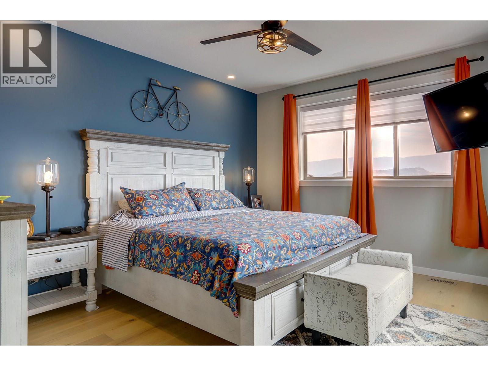 8 595 Vineyard Way North, Vernon