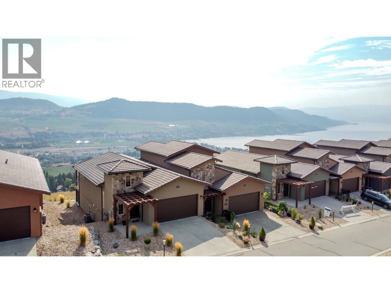 8 595 Vineyard Way North, Vernon