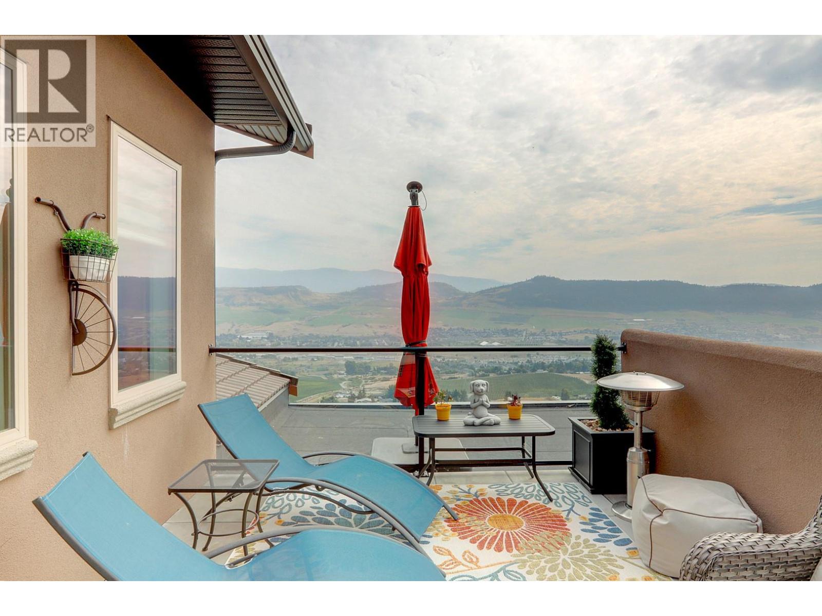 8 595 Vineyard Way North, Vernon