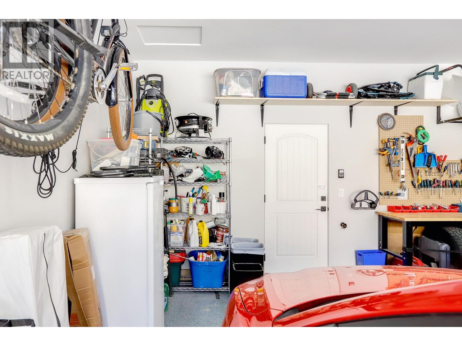 8 595 Vineyard Way North, Vernon