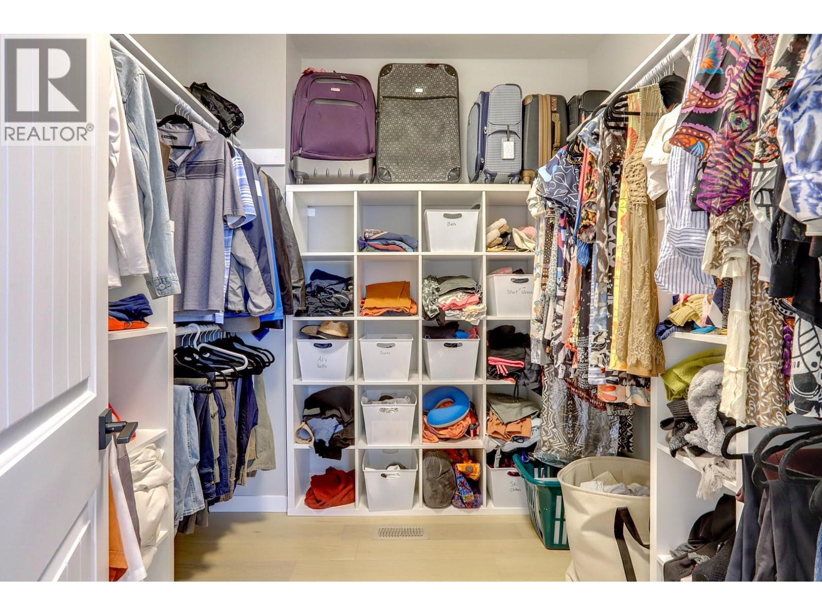 8 595 Vineyard Way North, Vernon