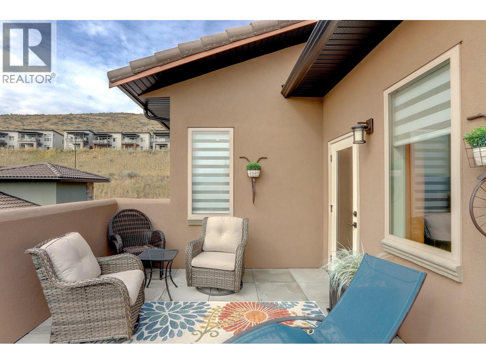 8 595 Vineyard Way North, Vernon