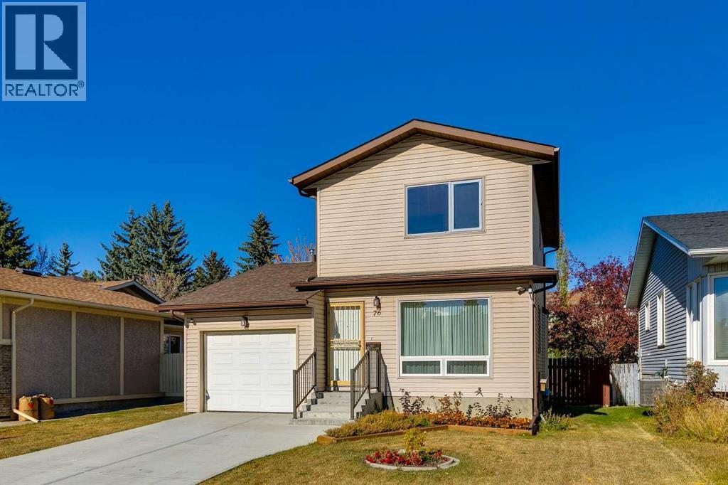 76 Woodstock Road SW, Calgary, Alberta