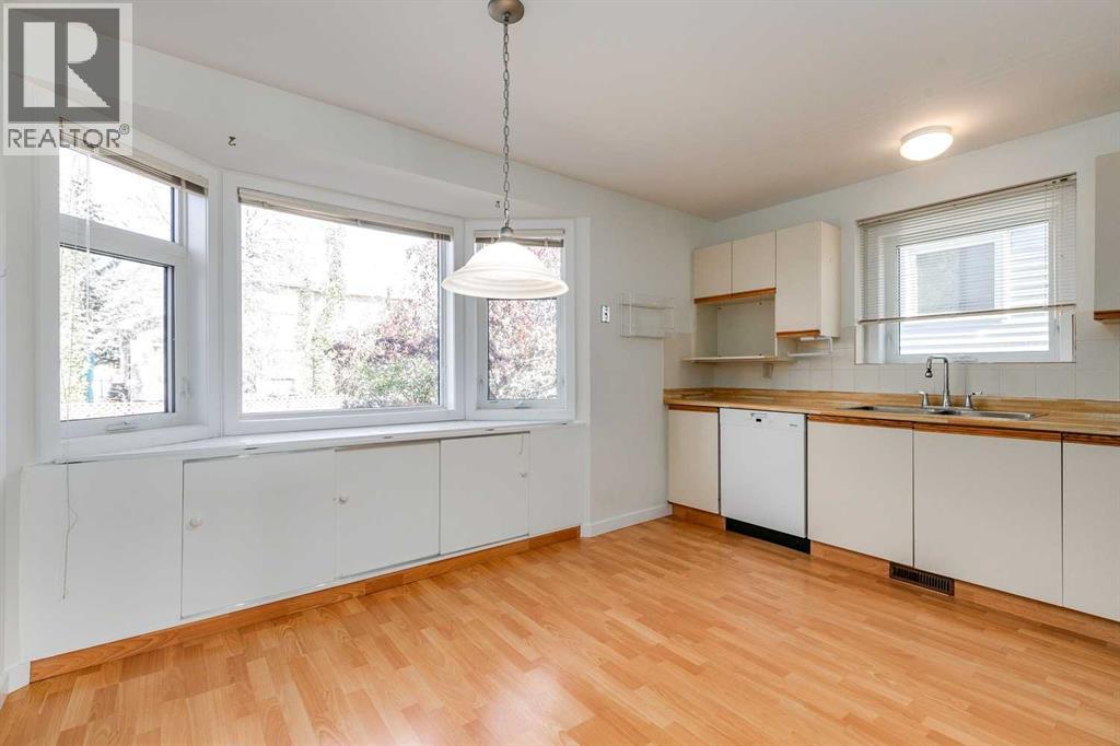 Single Family House for Sale in  Woodstock Road SW Woodlands Calgary 