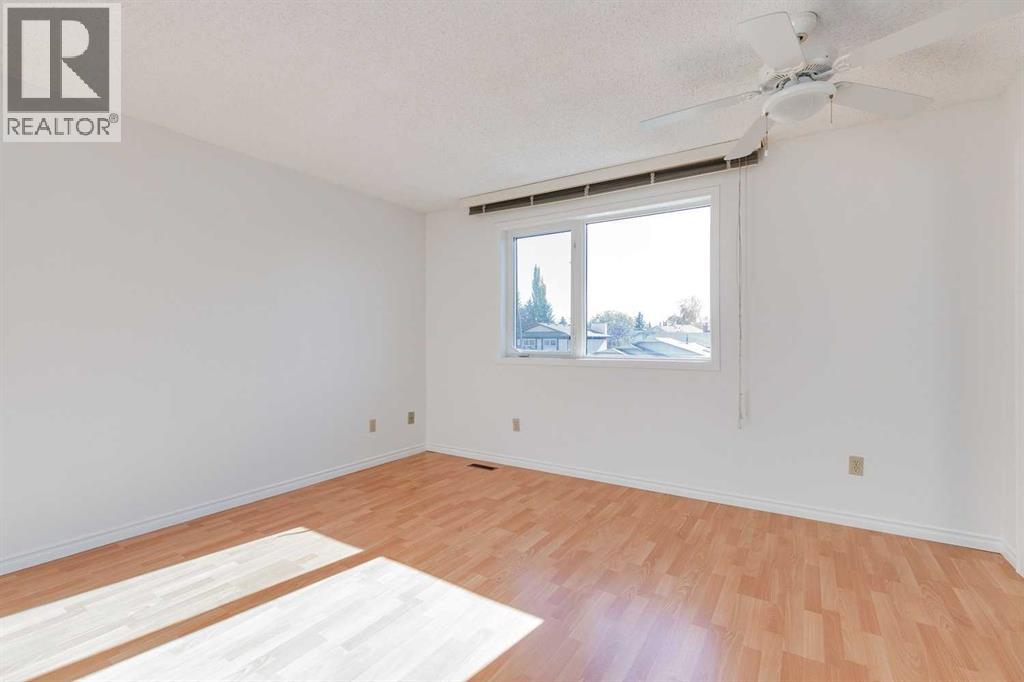 Single Family House for Sale in  Woodstock Road SW Woodlands Calgary 